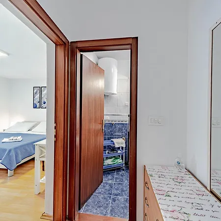 Apartment Barcot *