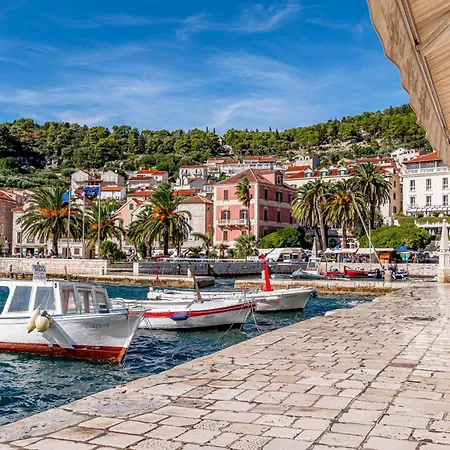 Barcot Apartment Hvar Town