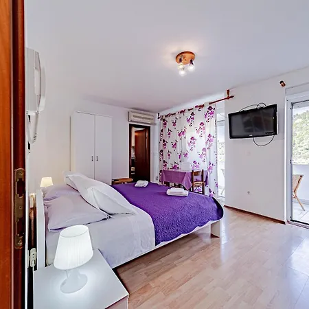 Barcot Apartment *
