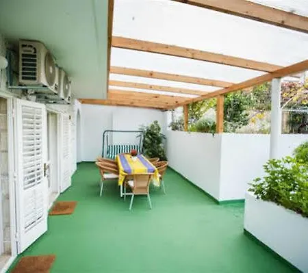 Barcot Apartment *